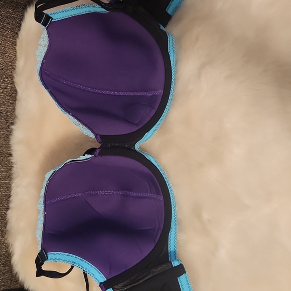 Cacique Bra - Picture 3 of 4